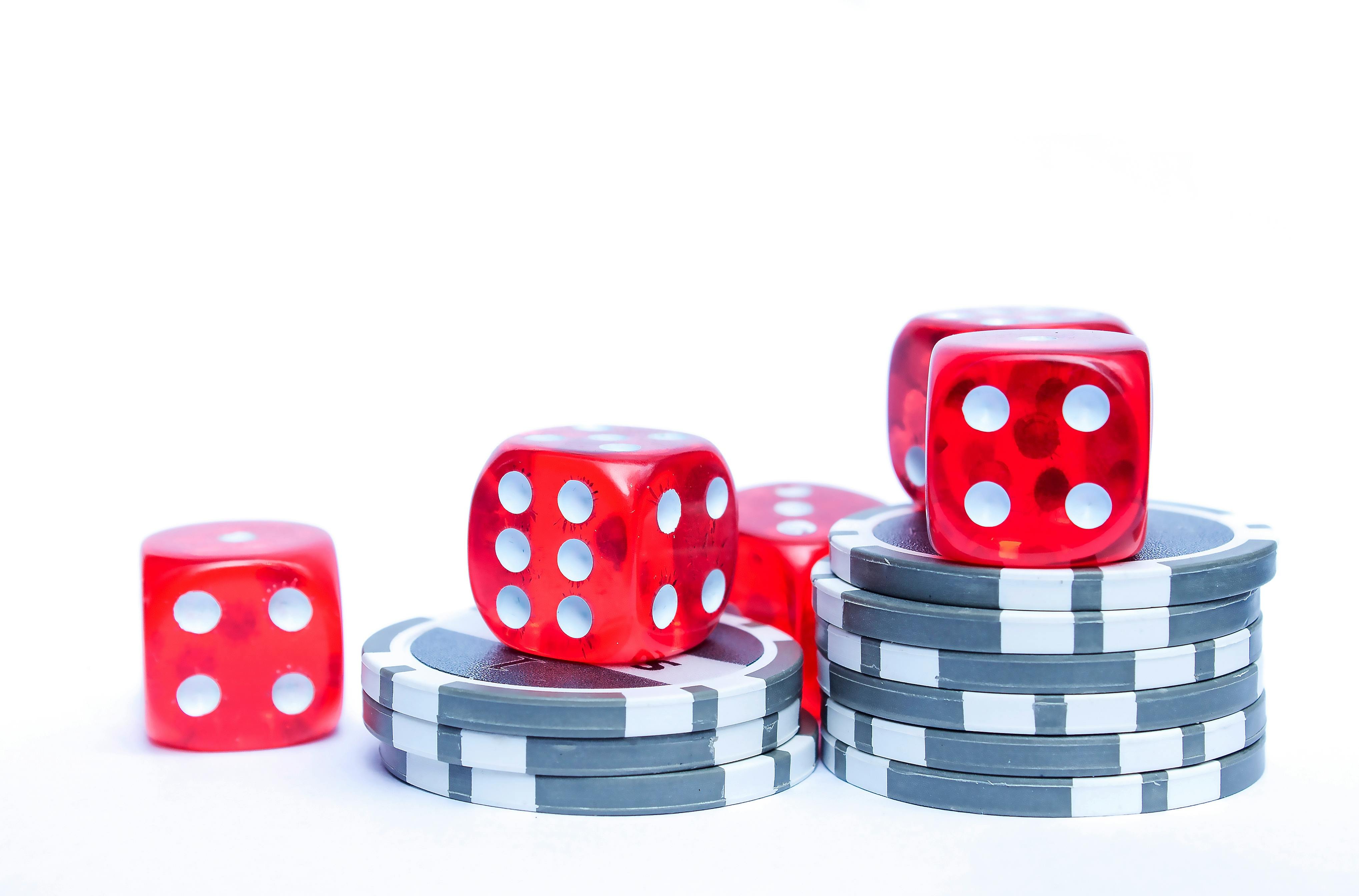 q79 0 မြန်မာ Live Casino ကစားသမားများ ဖုန်းဖြင့် ကစားနေပုံ